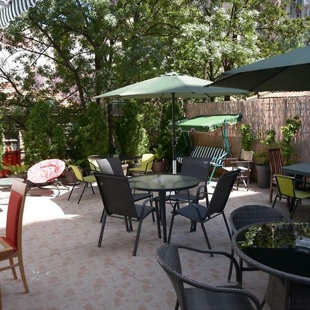 Guest House Golden Coin Ниш Екстер'єр фото