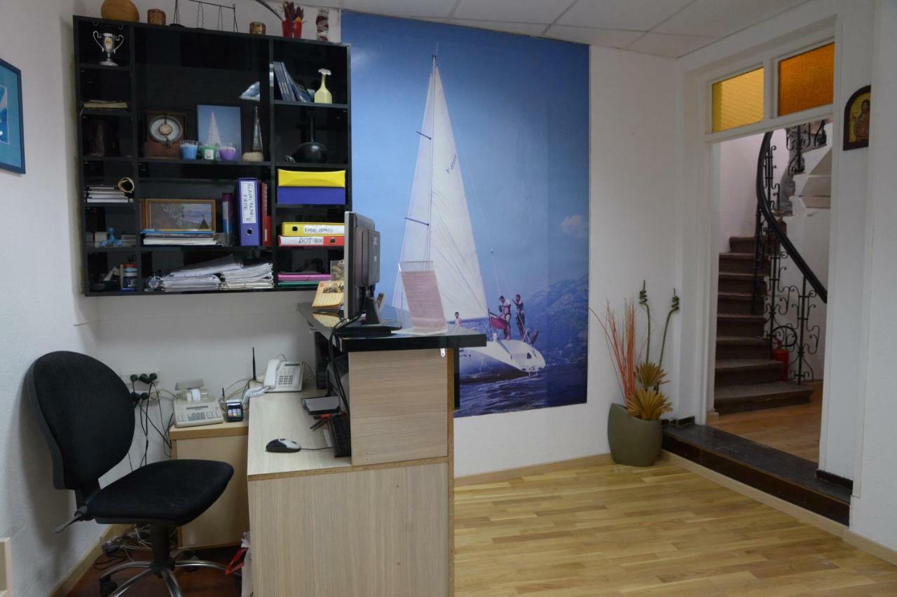 Guest House Golden Coin Ниш Екстер'єр фото