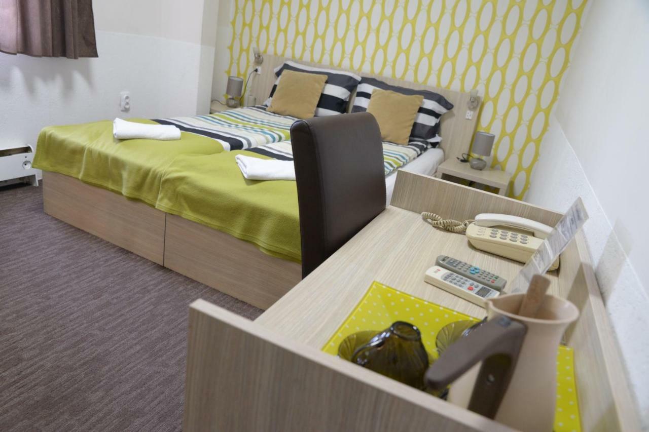 Guest House Golden Coin Ниш Екстер'єр фото