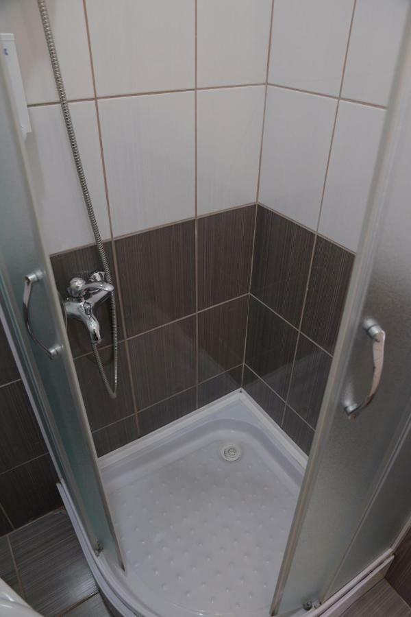 Guest House Golden Coin Ниш Екстер'єр фото